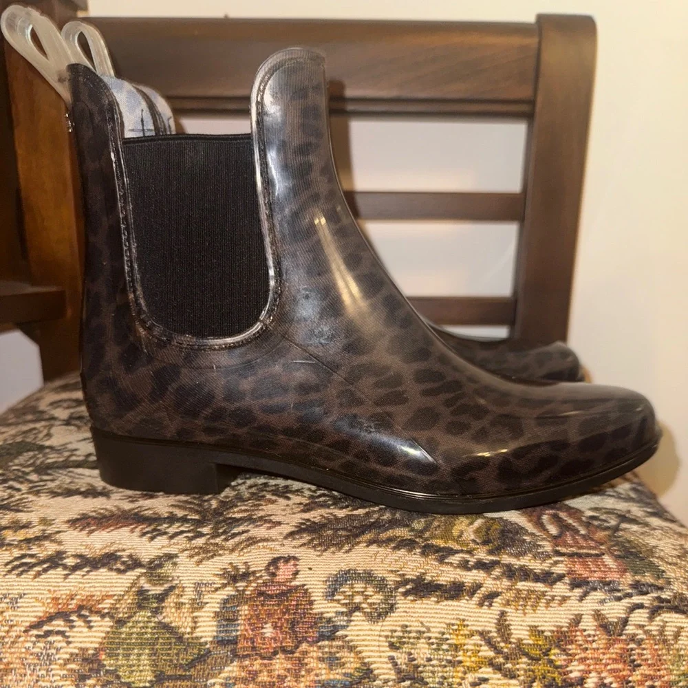 Sam Edelman Tinsley Leopard Print Chelsea Rain Boots | Size 7